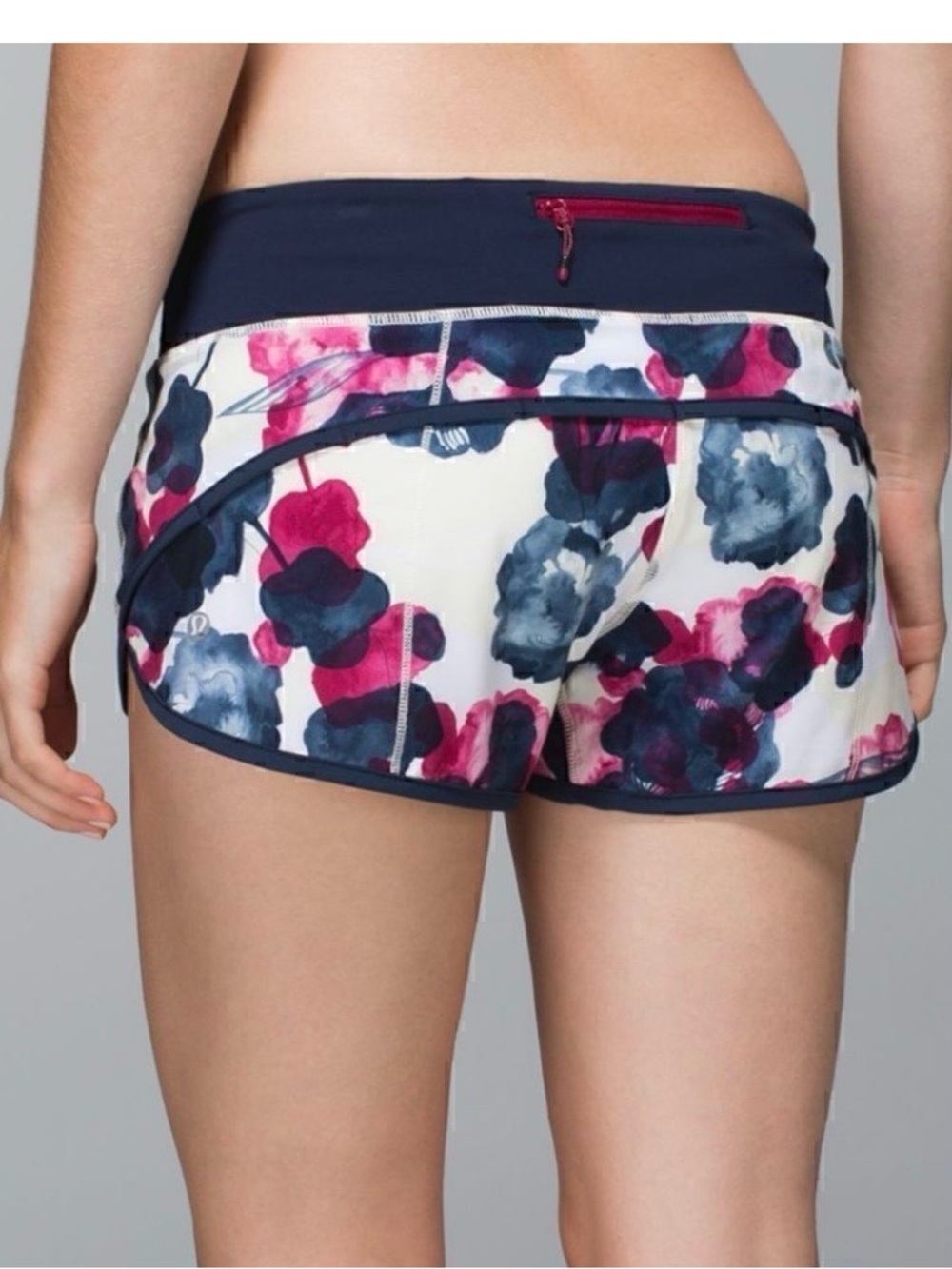 Lululemon Run Speed Shorts Inky Floral Ghost Berry Blue Yellow Athletic Gym 8